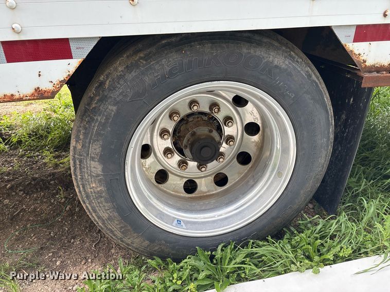 image for item EF3010 2011 Kentucky dry van trailer