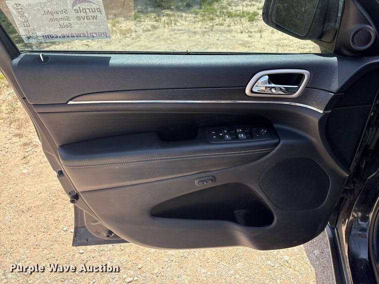 image for item EF3014 2015 Jeep Grand Cherokee SUV