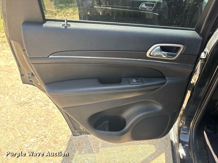 image for item EF3014 2015 Jeep Grand Cherokee SUV