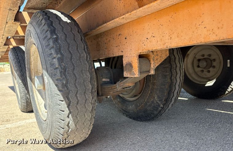 image for item EF3053 2001 Econoline Trailers MP426TE tilt deck equipment trailer