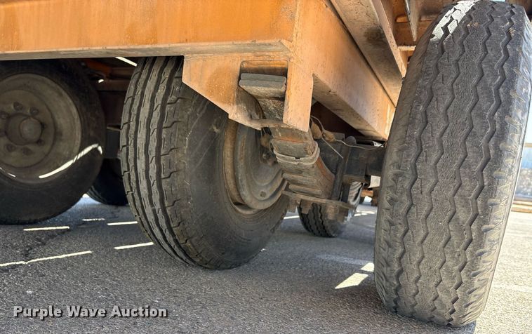 image for item EF3053 2001 Econoline Trailers MP426TE tilt deck equipment trailer