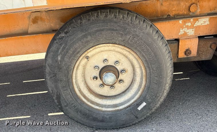 image for item EF3053 2001 Econoline Trailers MP426TE tilt deck equipment trailer