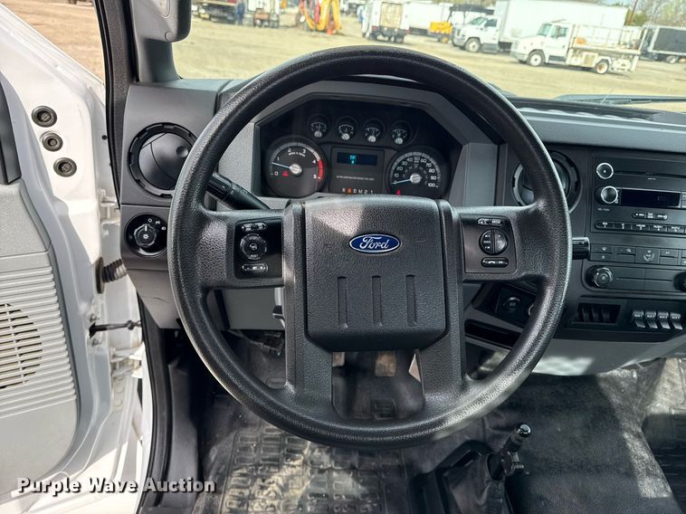 image for item EG5680 2017 Ford F750 Super Duty flatbed truck