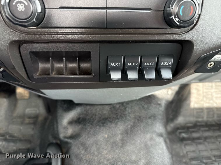 image for item EG5680 2017 Ford F750 Super Duty flatbed truck