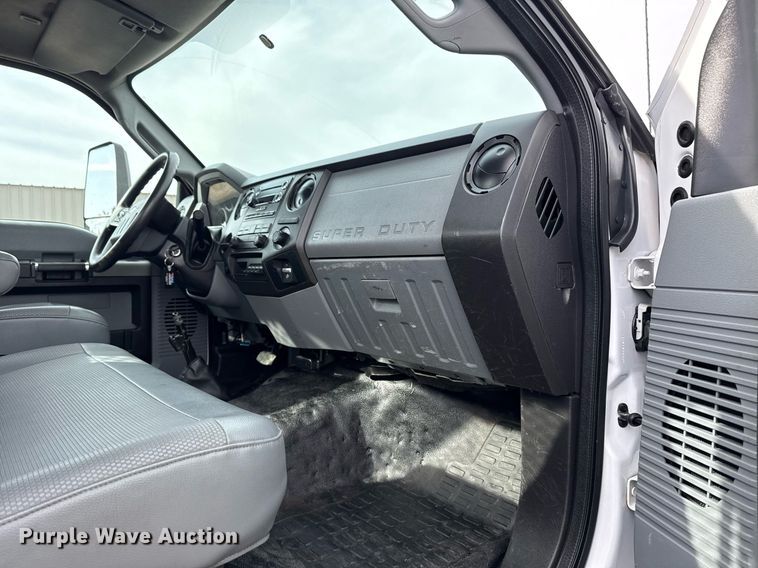 image for item EG5680 2017 Ford F750 Super Duty flatbed truck