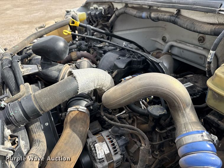 image for item EG5680 2017 Ford F750 Super Duty flatbed truck