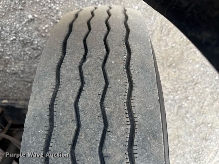 image for item EG5680 2017 Ford F750 Super Duty flatbed truck