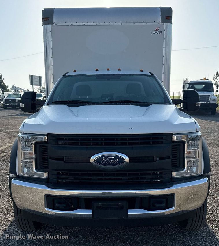 image for item EG5730 2017 Ford F550 Super Duty box truck