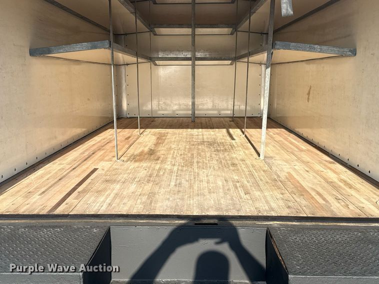 image for item EG5730 2017 Ford F550 Super Duty box truck