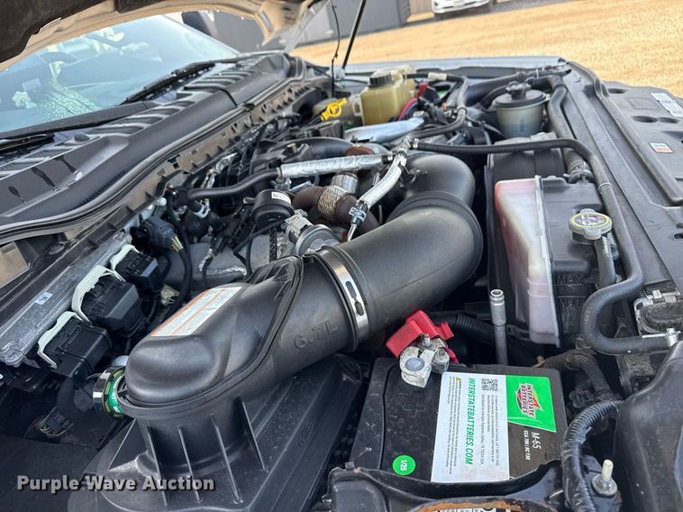 image for item EG5730 2017 Ford F550 Super Duty box truck