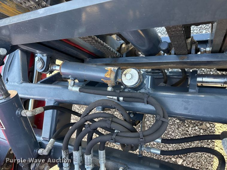 image for item EG5732 2015 Moffett M8 70.3 forklift