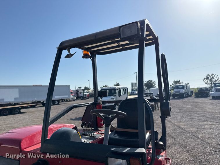 image for item EG5732 2015 Moffett M8 70.3 forklift