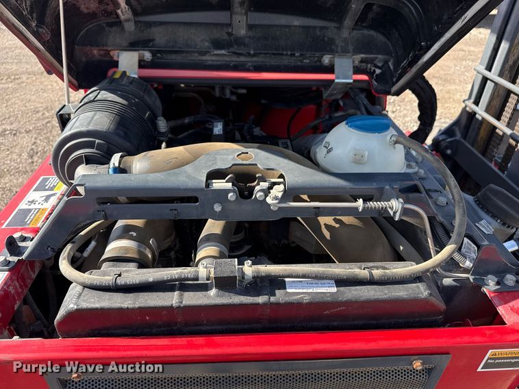 image for item EG5732 2015 Moffett M8 70.3 forklift