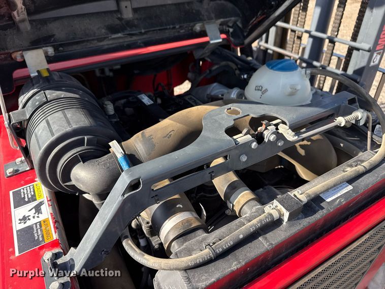 image for item EG5732 2015 Moffett M8 70.3 forklift