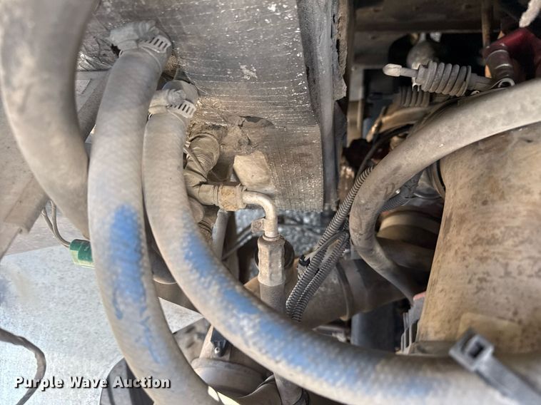 image for item EG5739 2008 Freightliner MT45 delivery truck