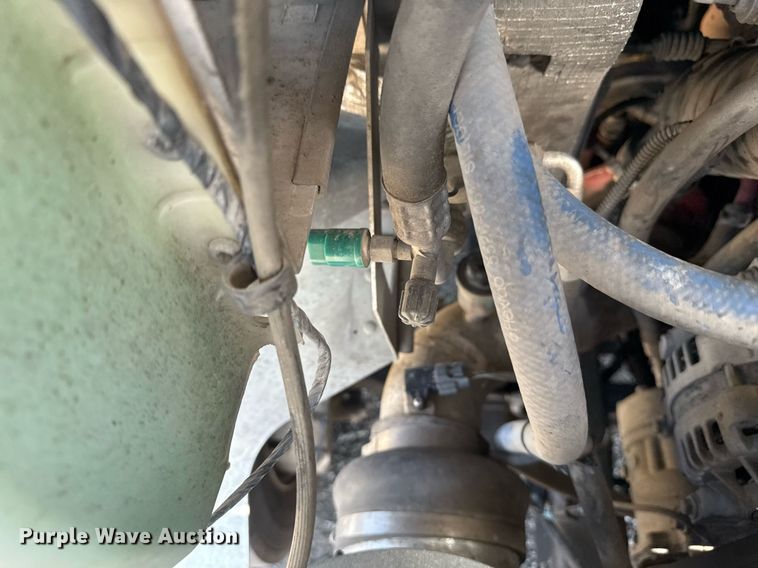 image for item EG5739 2008 Freightliner MT45 delivery truck