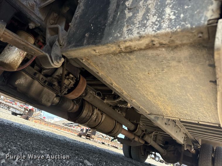 image for item EG5739 2008 Freightliner MT45 delivery truck