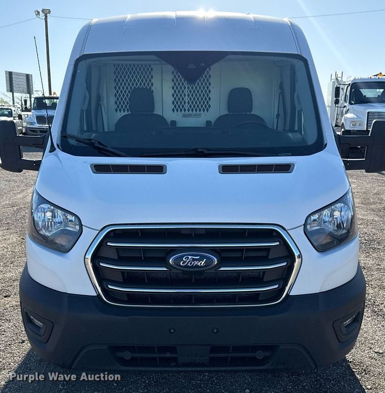 image for item EG5748 2020 Ford Transit 250 van