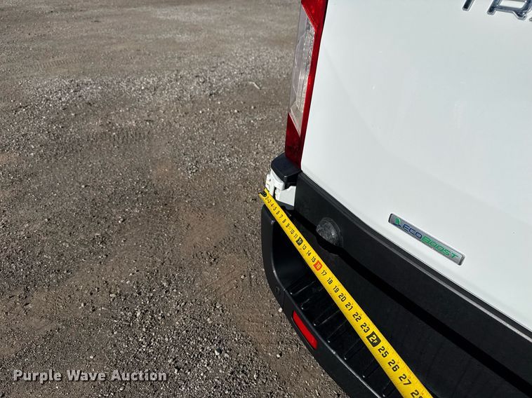 image for item EG5748 2020 Ford Transit 250 van