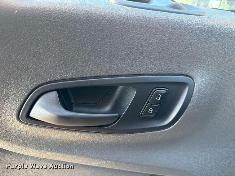 image for item EG5748 2020 Ford Transit 250 van