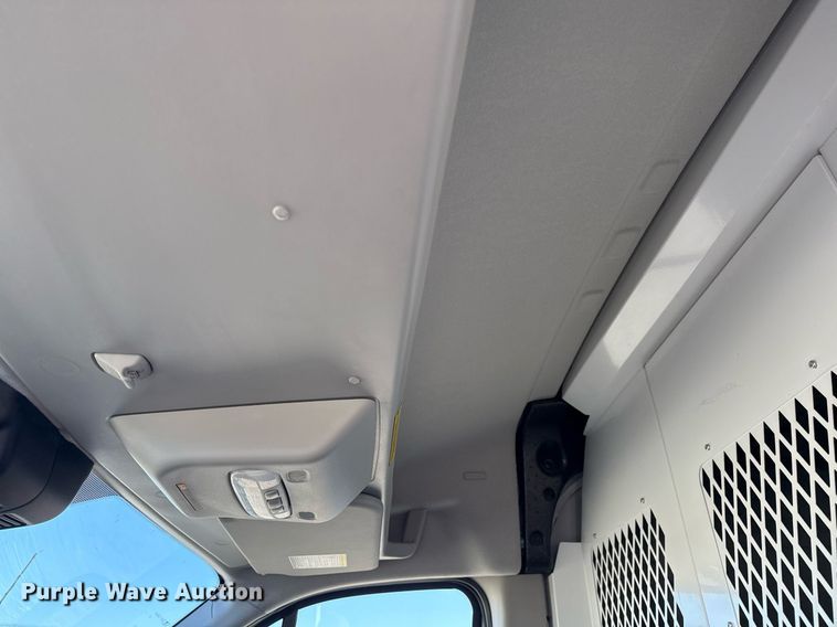 image for item EG5748 2020 Ford Transit 250 van