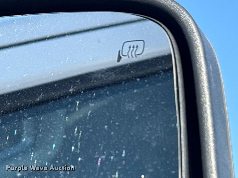 image for item EG5748 2020 Ford Transit 250 van