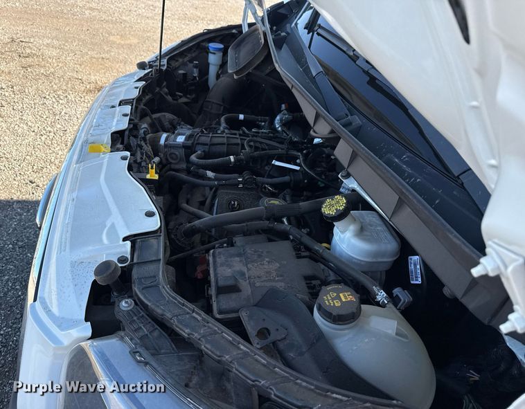 image for item EG5748 2020 Ford Transit 250 van