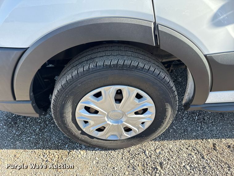 image for item EG5748 2020 Ford Transit 250 van
