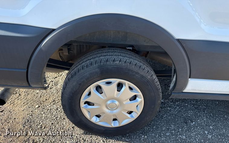 image for item EG5748 2020 Ford Transit 250 van