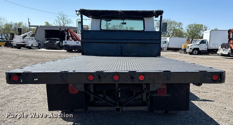 image for item EG5758 1998 International 4700 dump flatbed truck