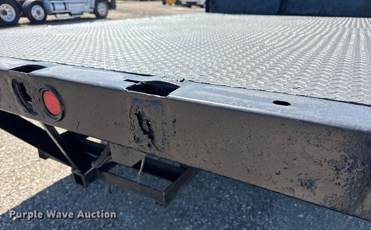 image for item EG5758 1998 International 4700 dump flatbed truck