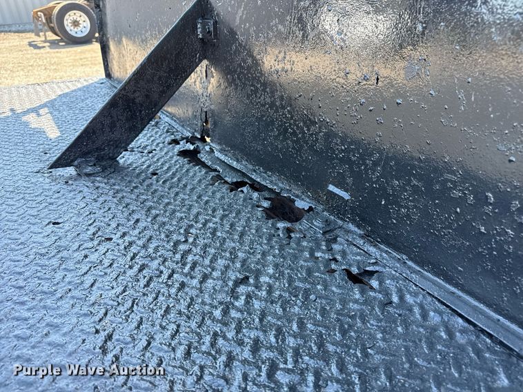 image for item EG5758 1998 International 4700 dump flatbed truck