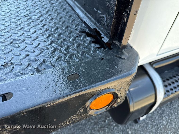 image for item EG5758 1998 International 4700 dump flatbed truck