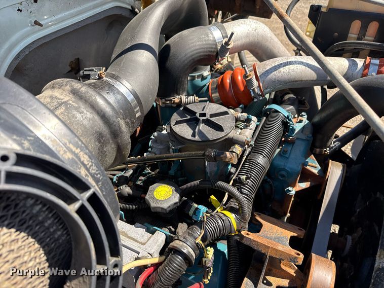 image for item EG5758 1998 International 4700 dump flatbed truck