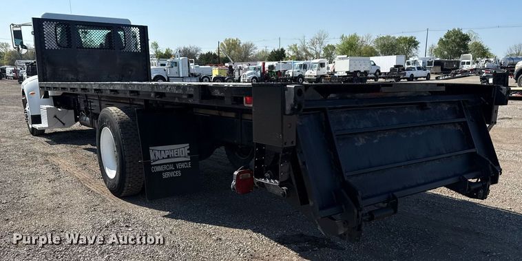 image for item EG5760 2014 Peterbilt 337 flatbed truck