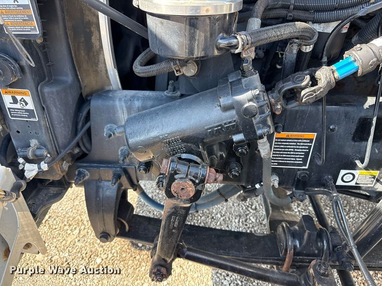 image for item EG5760 2014 Peterbilt 337 flatbed truck