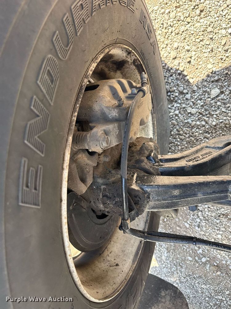 image for item EG5760 2014 Peterbilt 337 flatbed truck