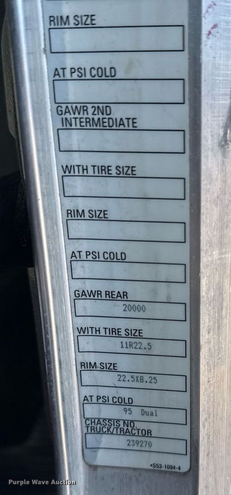 image for item EG5760 2014 Peterbilt 337 flatbed truck