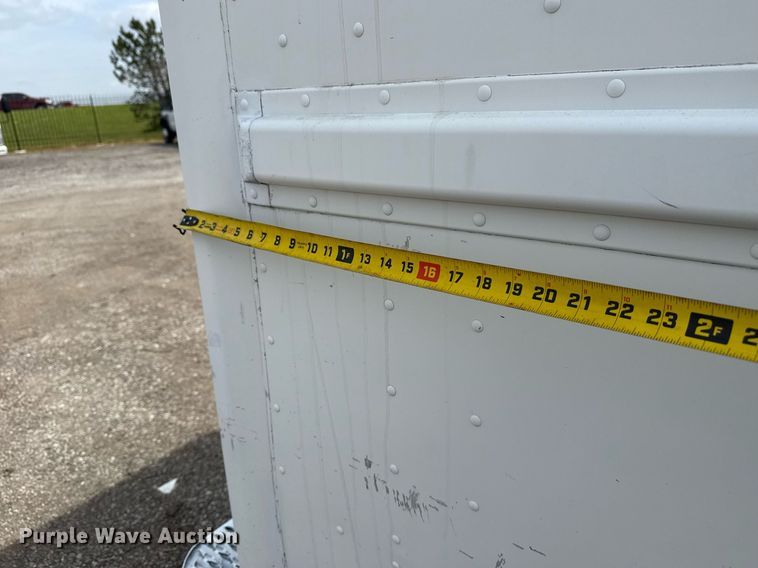 image for item EG5770 1999 Freightliner MT45 delivery truck