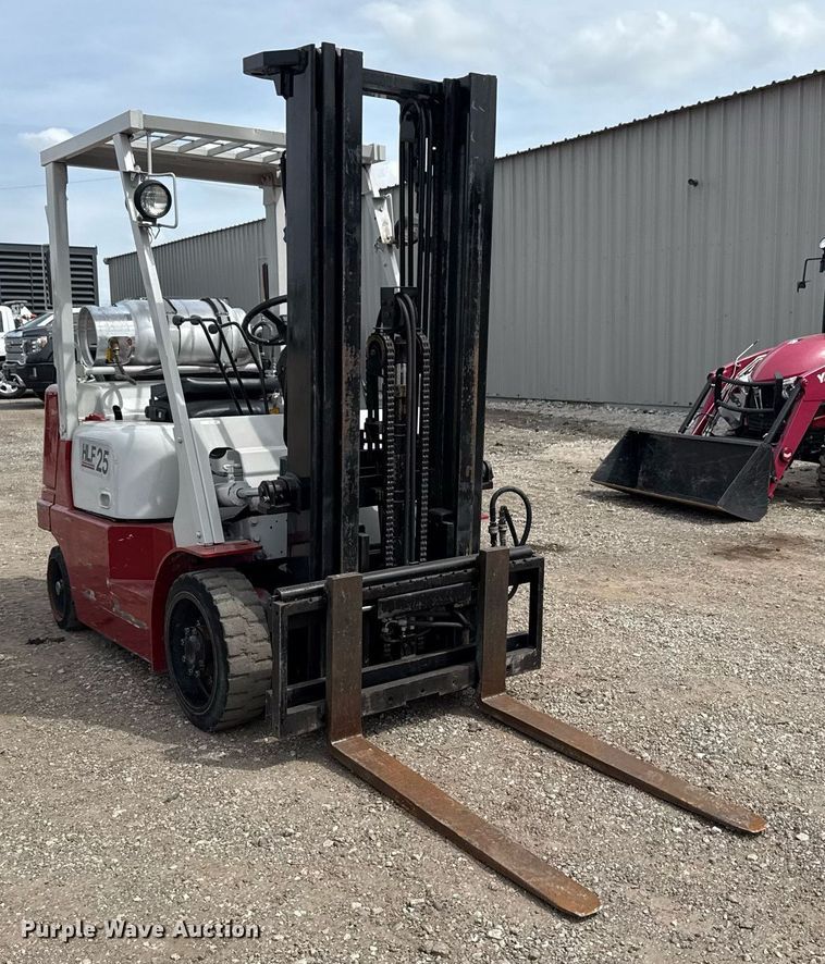 image for item EG5771 Halla LF25C forklift