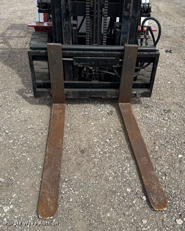 image for item EG5771 Halla LF25C forklift