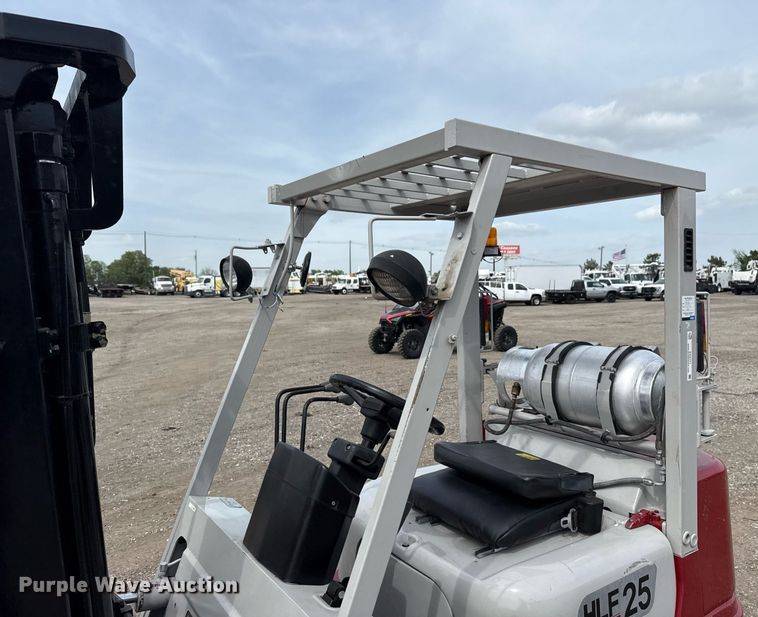image for item EG5771 Halla LF25C forklift