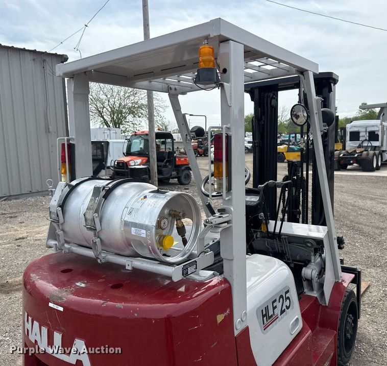 image for item EG5771 Halla LF25C forklift