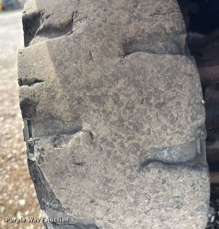 image for item EG5771 Halla LF25C forklift