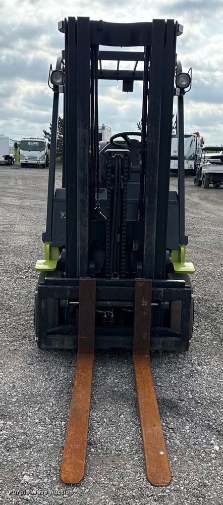 image for item EG5778 2008 Clark C25CL forklift