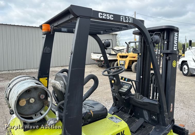 image for item EG5778 2008 Clark C25CL forklift