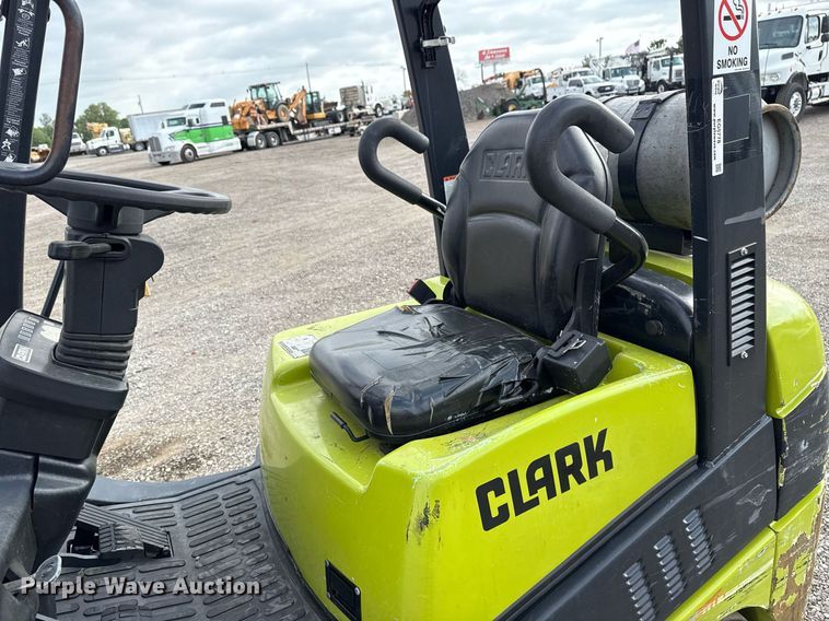 image for item EG5778 2008 Clark C25CL forklift