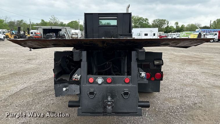 image for item EG5783 1987 International F-2574 tow truck