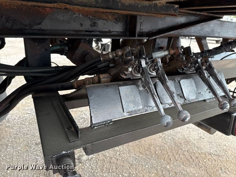 image for item EG5783 1987 International F-2574 tow truck