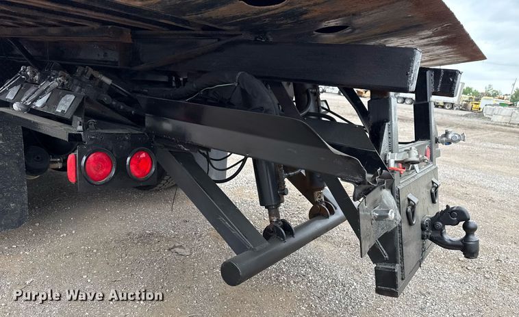 image for item EG5783 1987 International F-2574 tow truck